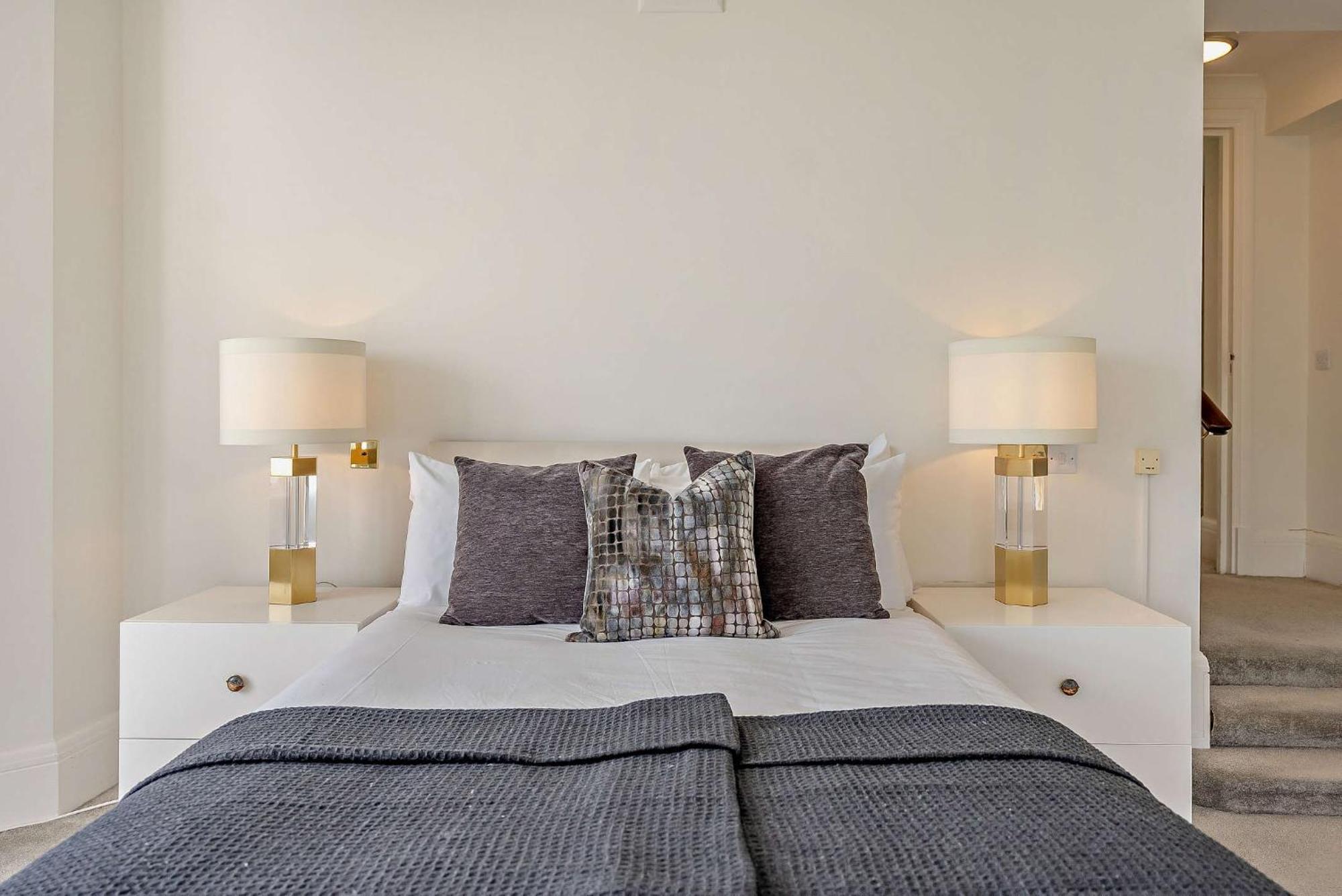 Strathmore Court Apartments ลอนดอน ภายนอก รูปภาพ