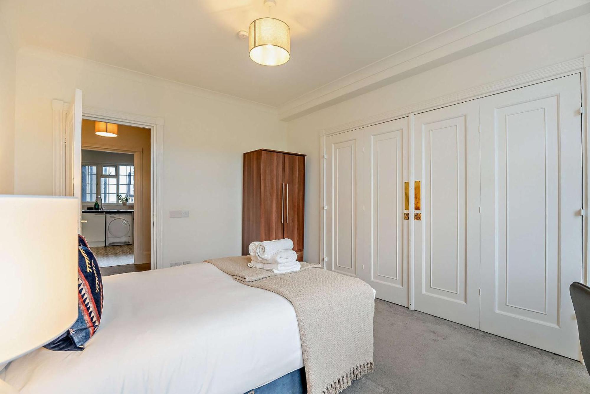 Strathmore Court Apartments ลอนดอน ภายนอก รูปภาพ