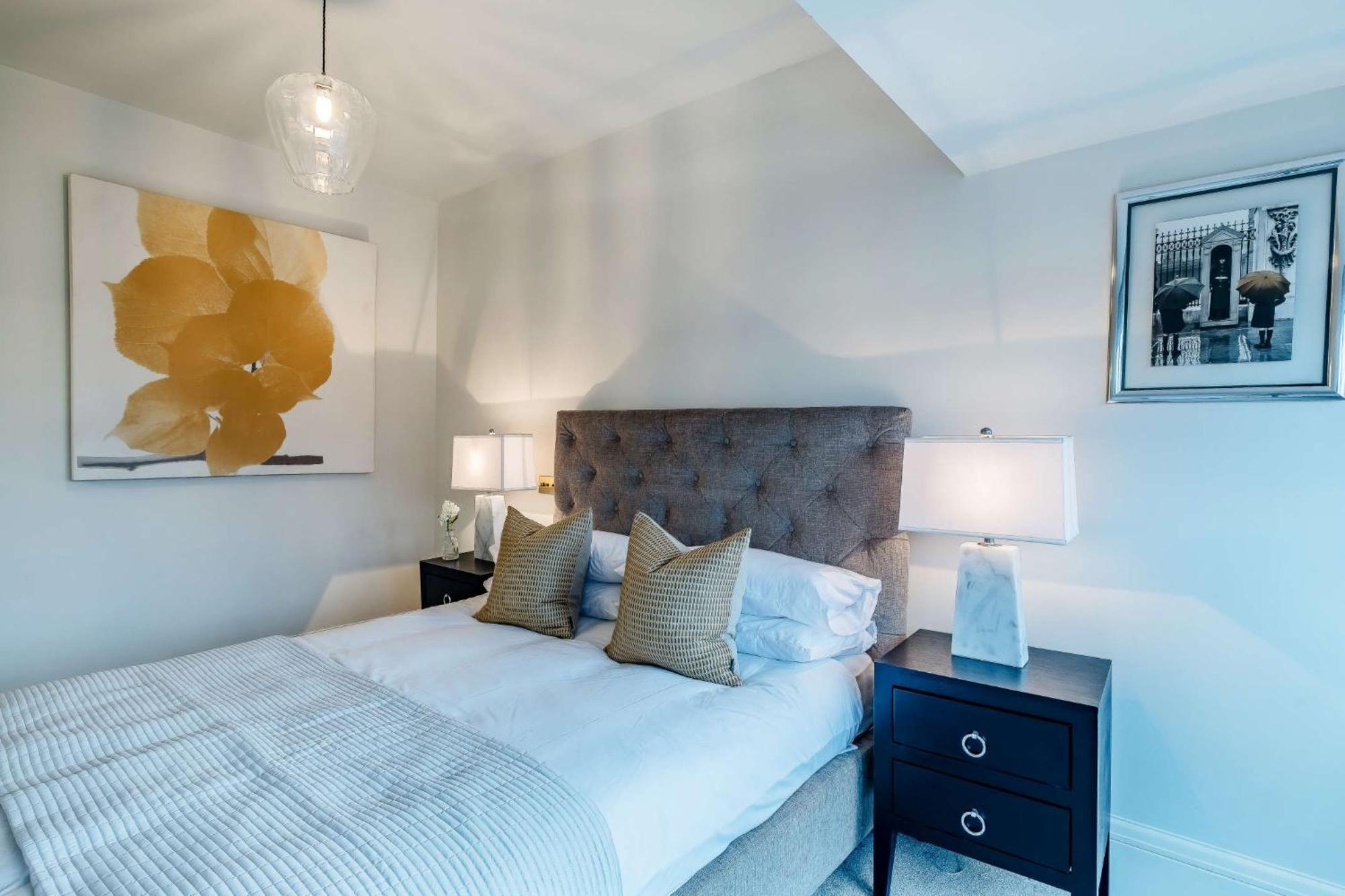 Strathmore Court Apartments ลอนดอน ภายนอก รูปภาพ